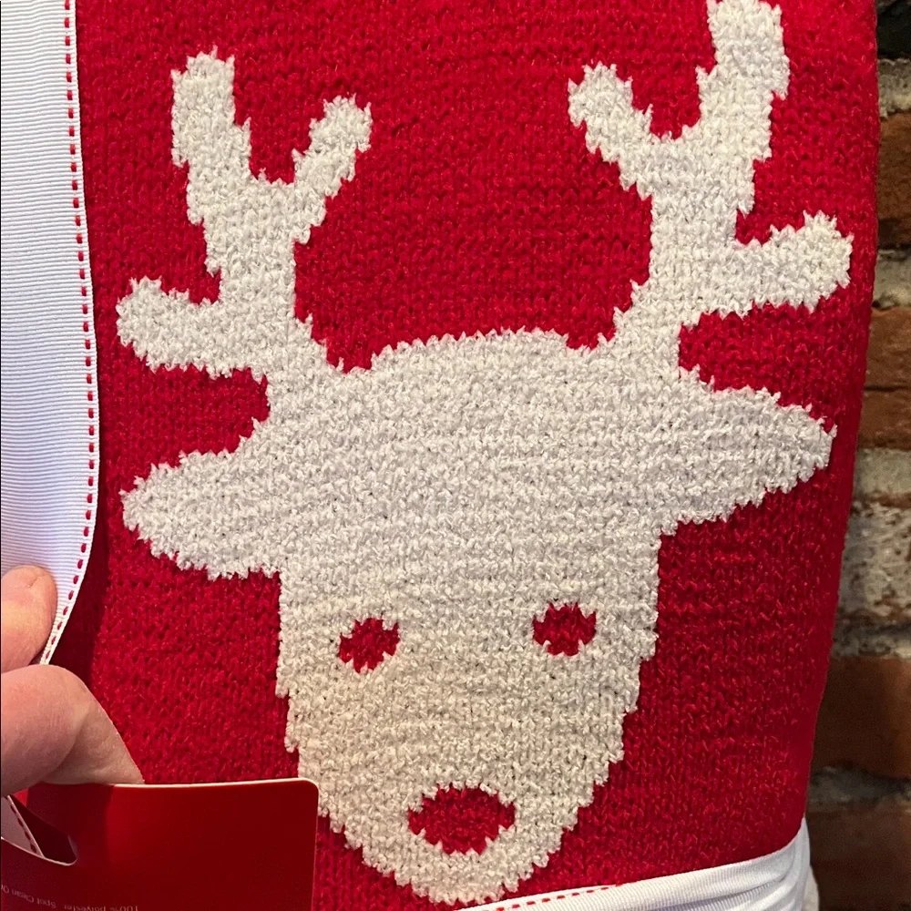 Martha Stewart Christmas Rudolph reindeer blanket Red and White Knit Blanket